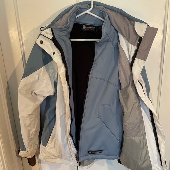 Misty Mountain ski jacket - Picture 2 of 7